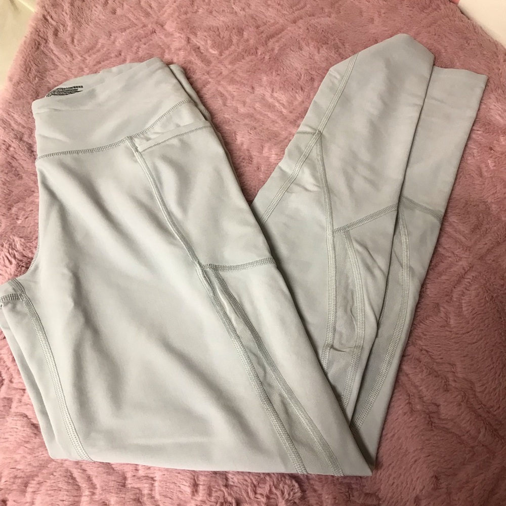 Off white Victoria’s Secret sport leggings